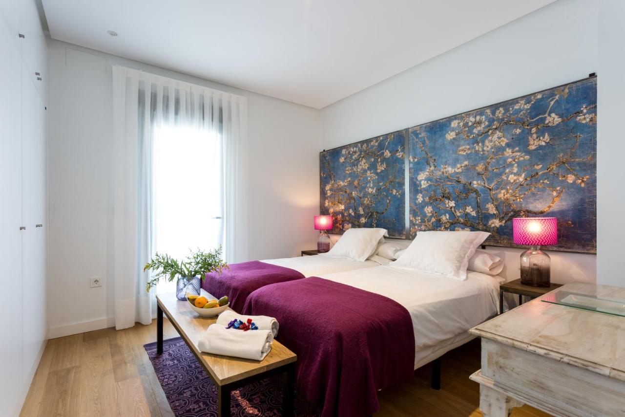 Apartamentos Rg Plaza De Espana เซบีญา ภายนอก รูปภาพ