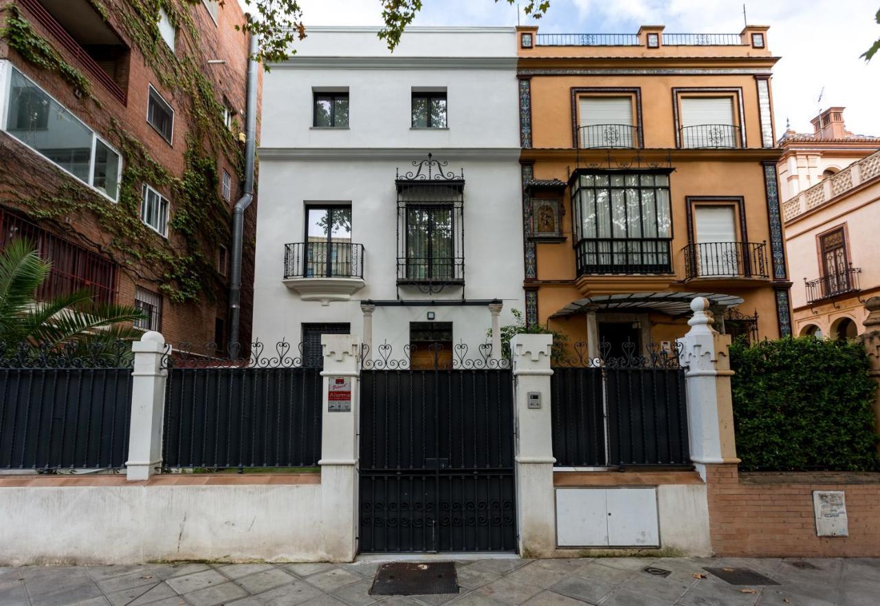 Apartamentos Rg Plaza De Espana เซบีญา ภายนอก รูปภาพ