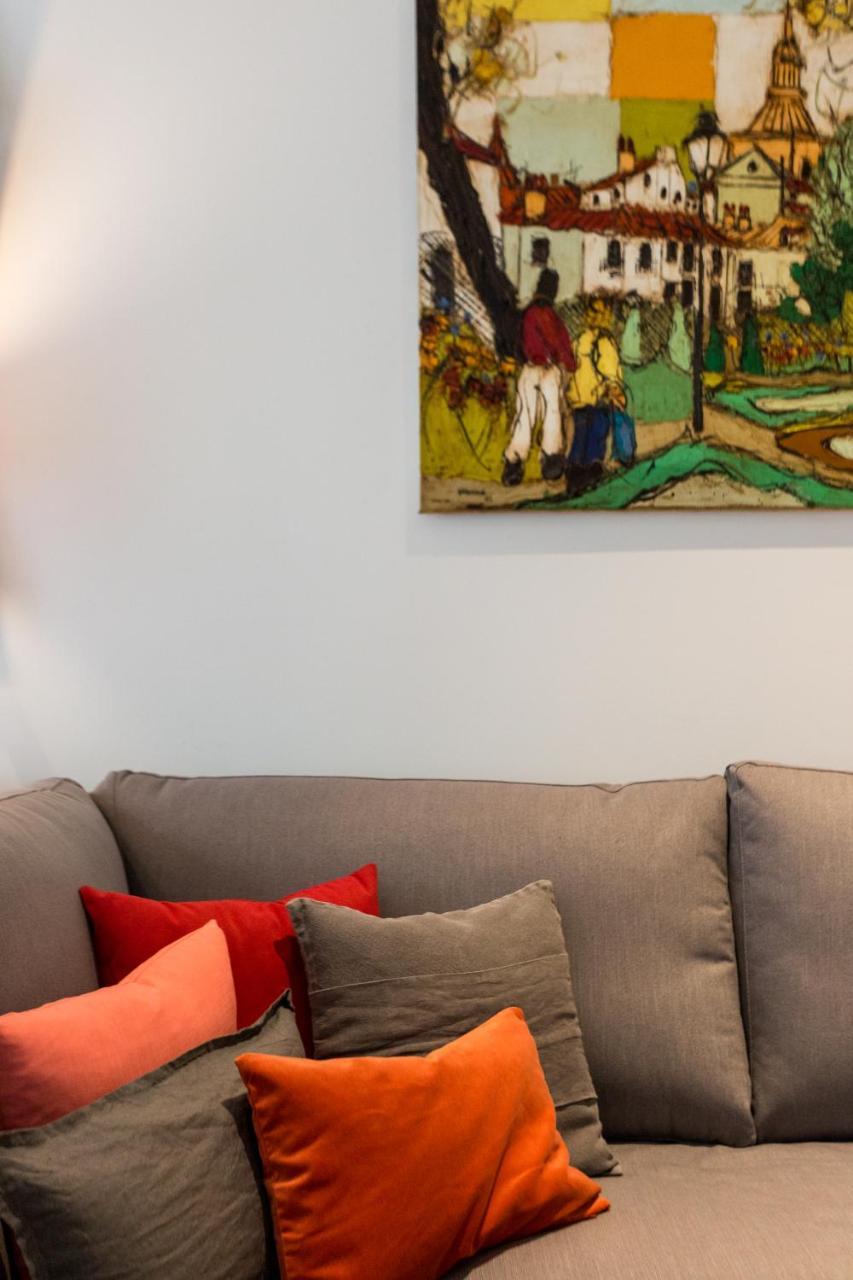 Apartamentos Rg Plaza De Espana เซบีญา ภายนอก รูปภาพ