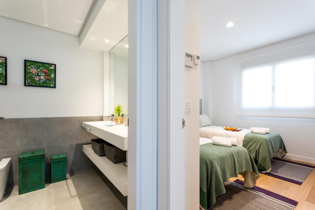 Apartamentos Rg Plaza De Espana เซบีญา ภายนอก รูปภาพ