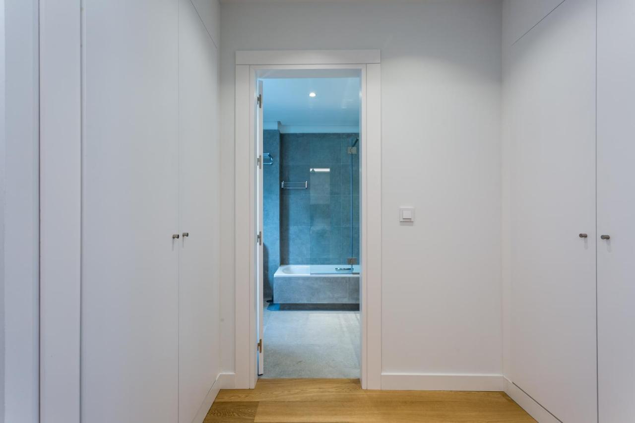 Apartamentos Rg Plaza De Espana เซบีญา ภายนอก รูปภาพ