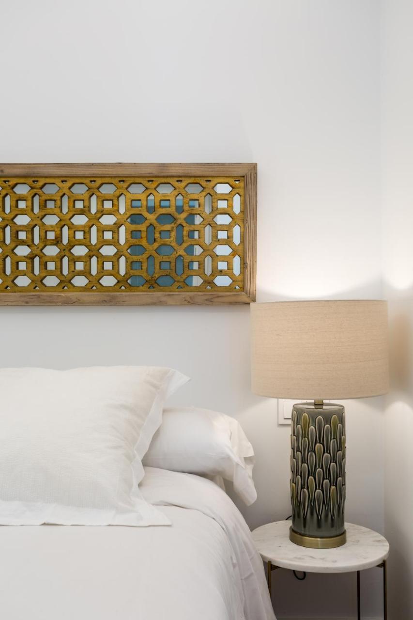 Apartamentos Rg Plaza De Espana เซบีญา ภายนอก รูปภาพ